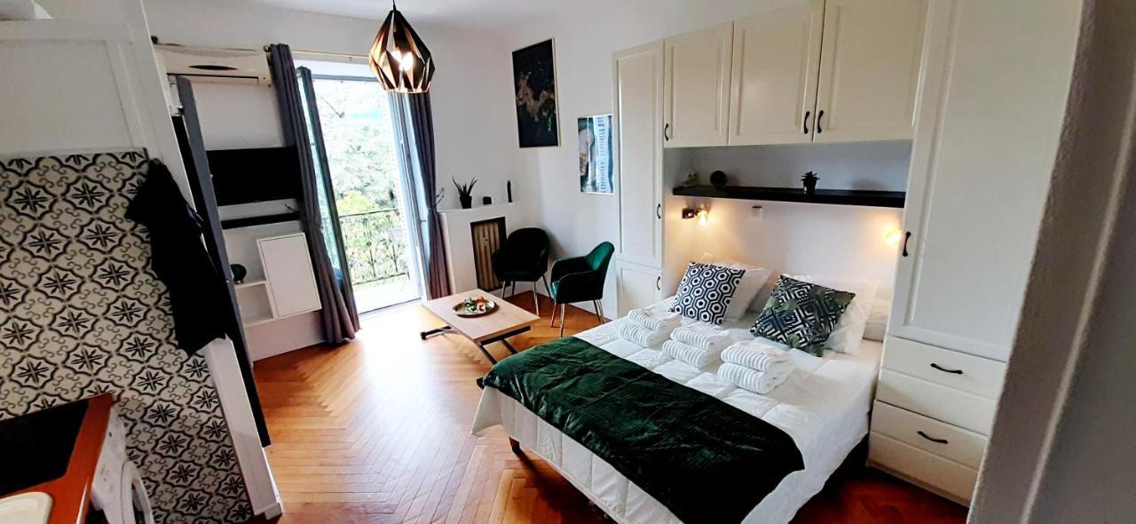 Studio 3 Etoiles Le 102, Aix Les Bains Centre Thermes Palace Le Beau Site Aix-les-Bains Exteriér fotografie